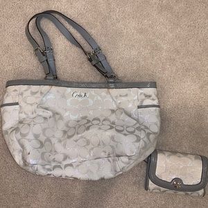 Coach wallet & handbag set